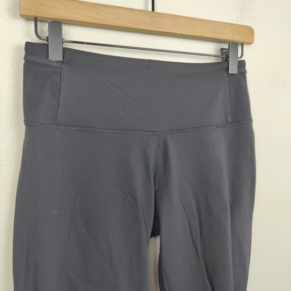 Lululemon Crop Leggings‎ Womens 4 Black Mesh Activewear Running Gym Yoga - Picture 2 of 7
